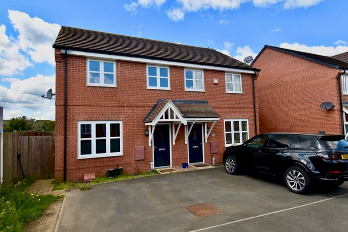 3 Bedroom Semi-Detached House To Rent In Highwayman Close, Northampton, NN2