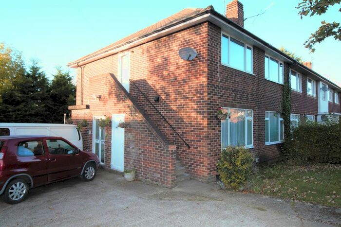 2 Bedroom Maisonette To Rent In High Road, Leavesden, Watford WD25