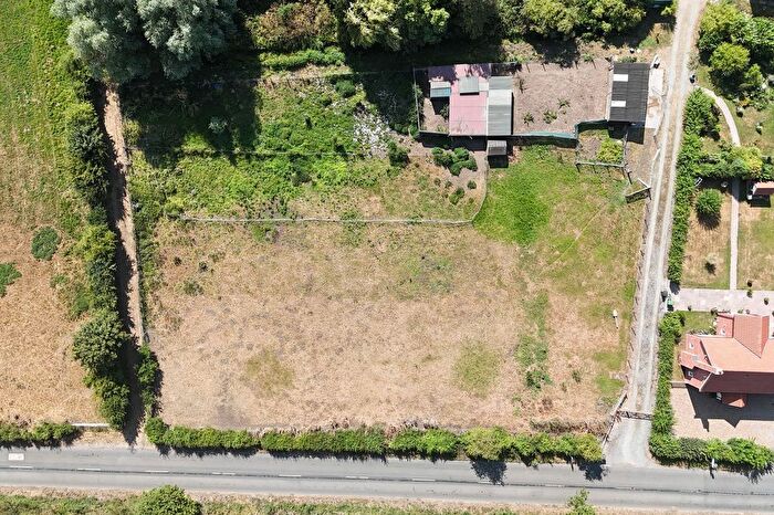 Property For Sale In The Street, Brockdish, Diss, IP21