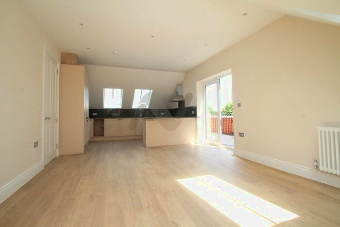 1 Bedroom Flat To Rent In Crouch Hill, London, N8