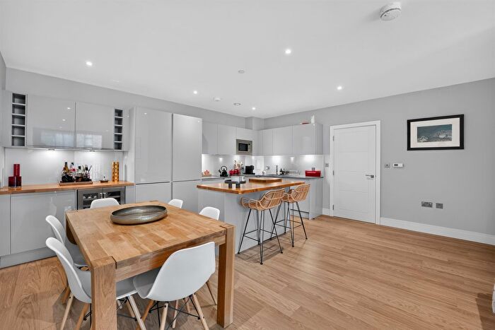 2 Bedroom Flat For Sale In Plough Lane, London, SW17