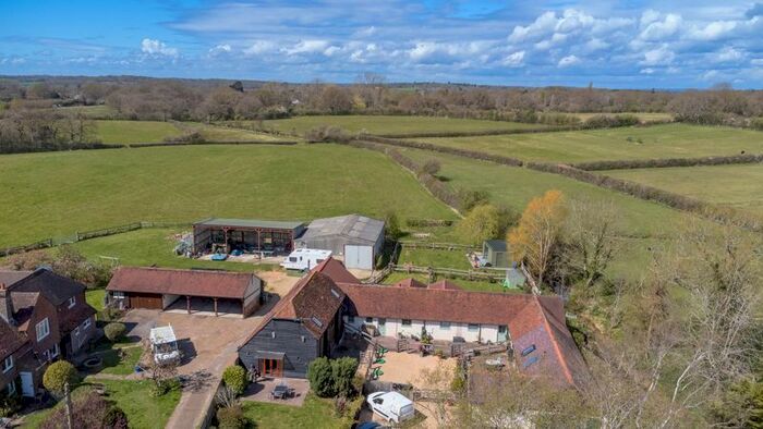 3 Bedroom Property For Sale In Middle View Gate, Rose Hill, Isfield, Uckfield, TN22