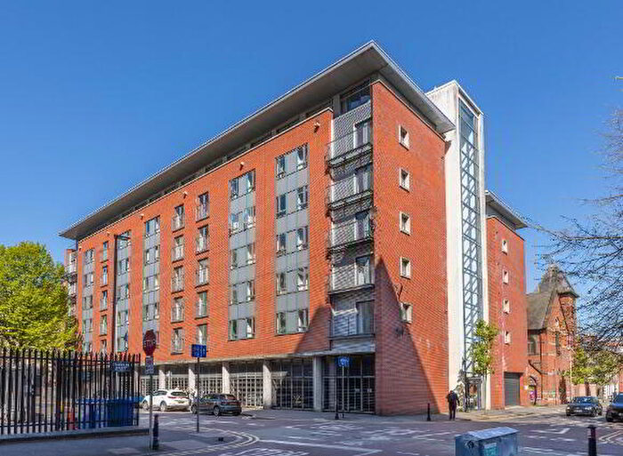 2 Bedroom Apartments For Sale In Apartment Citygate Sussex Place, Belfast, BT2