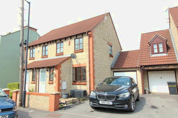 3 Bedroom House To Rent In Stanley Street South, Bedminster., BS3