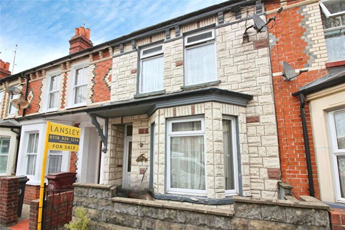 3 Bedroom Terraced House For Sale In Catherine Street, Reading, RG30