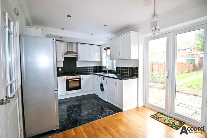 3 Bedroom Terraced House To Rent In Cricklade Avenue, Romford, RM3