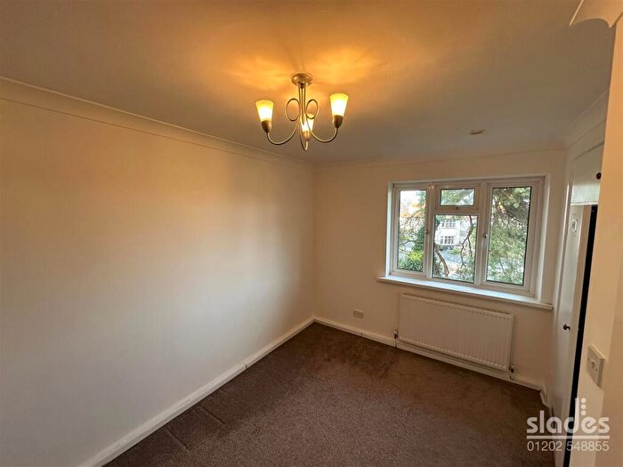 3 Bedroom Flat To Rent In Talbot Avenue, Talbot Wood, Bournemouth, BH3