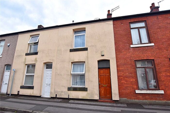 2 Bedroom Terraced House For Sale In Royds Street, Lowerplace, Rochdale, Greater Manchester, OL16