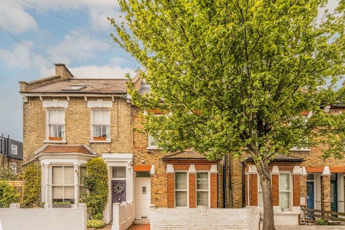 3 Bedroom Maisonette To Rent In Antrobus Road, London, W4