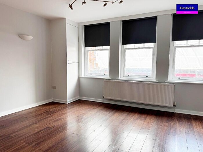 Studio To Rent In Church Street, London, EN2