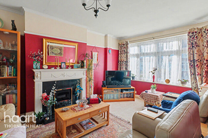 3 Bedroom Terraced House For Sale In Chipstead Avenue, Thornton Heath, CR7
