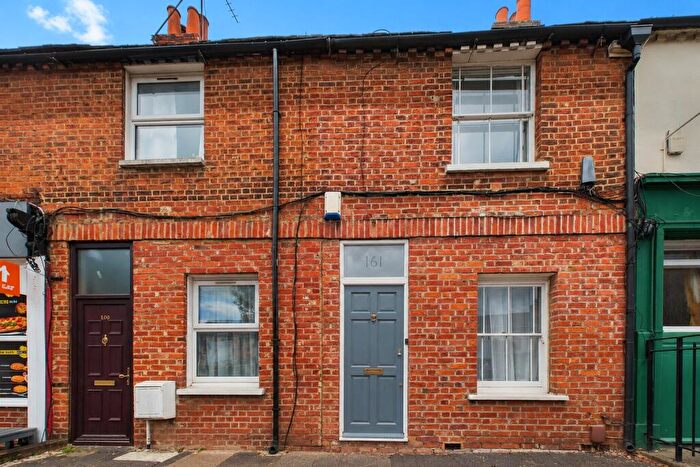 2 Bedroom Terraced House For Sale In Southampton Street, Reading, Berkshire, RG1