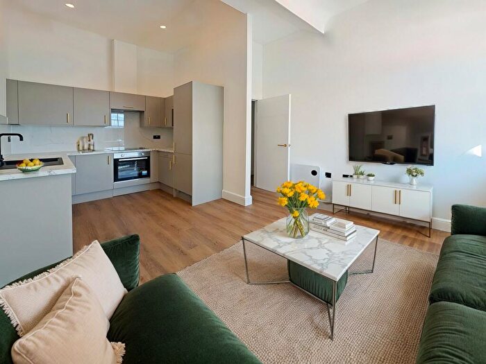 2 Bedroom Apartment To Rent In Dunster Street, Northampton, NN1