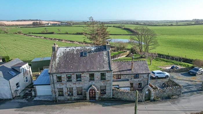 5 Bedroom Detached House For Sale In Botwnnog, Pwllheli, LL53