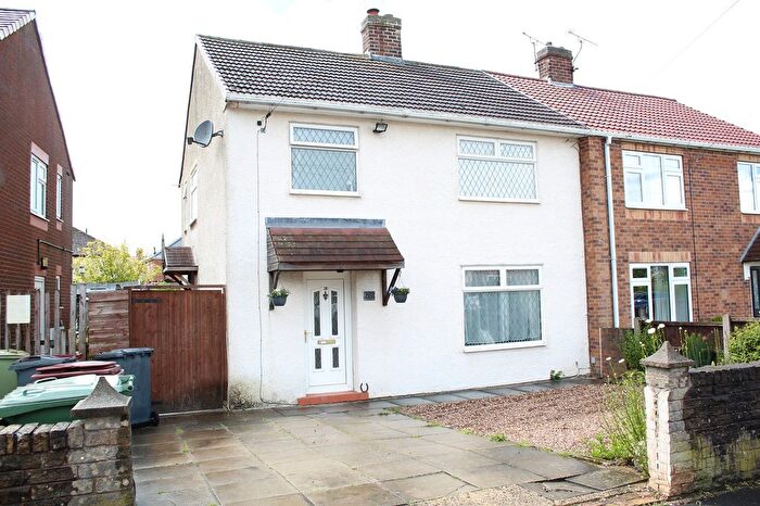 3 Bedroom Semi-Detached House For Sale In Kingsley Crescent, Stonebroom, Derbyshire., DE55