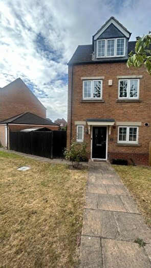 3 Bedroom Semi-Detached House For Sale In Cedar Road, Selby, YO8