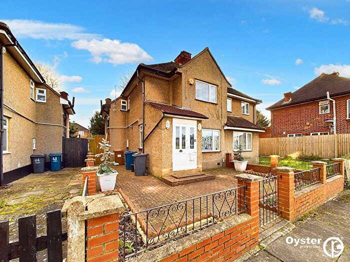 3 Bedroom Semi-Detached House To Rent In Beatty Road, Stanmore, HA7