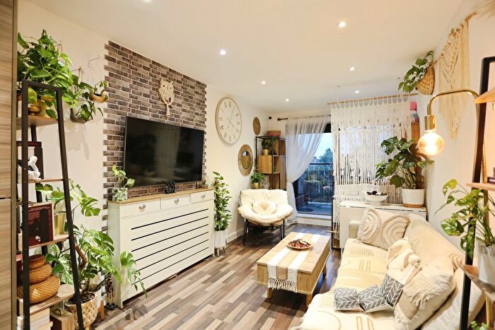 1 Bedroom Flat For Sale In Rectory Field Crescent, London, SE7