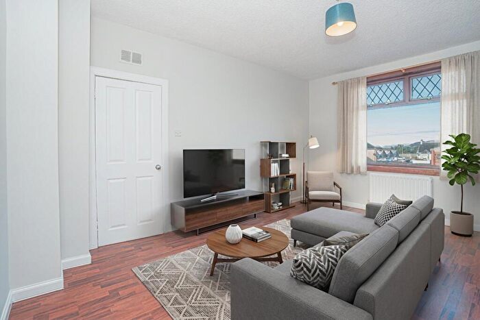 2 Bedroom Flat For Sale In Small Street, Lochgelly, KY5