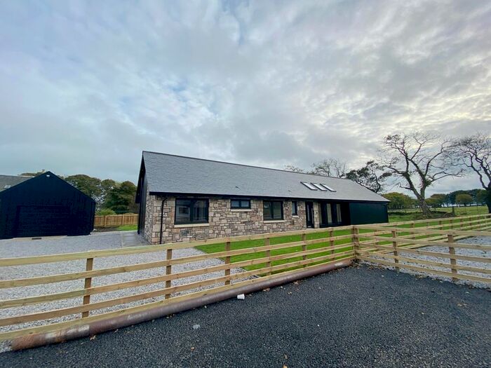 4 Bedroom Bungalow To Rent In High Carnduff Steading, Strathaven, ML10