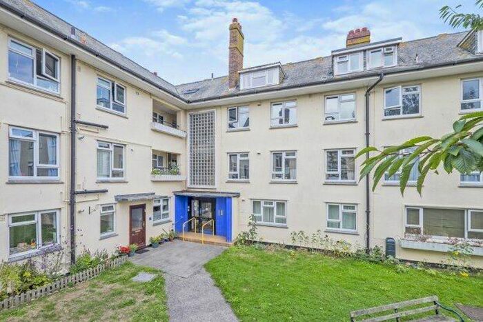 1 Bedroom Studio To Rent In Prospect Place, Penzance, TR18