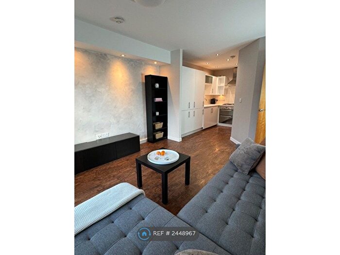 2 Bedroom Flat To Rent In Waterfront Gait, Edinburgh, EH5