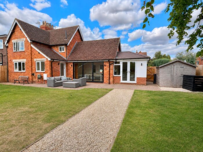 3 Bedroom Character Property For Sale In Newlands, Naseby, Northamptonshire, NN6