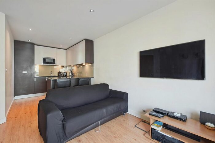 2 Bedroom Flat To Rent In Croft House, Heritage Avenue, Colindale, London, NW9