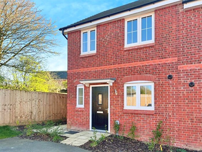 3 Bedroom Semi-Detached House To Rent In Rothwell Close, Sutton-in-Ashfield, Nottinghamshire, NG17