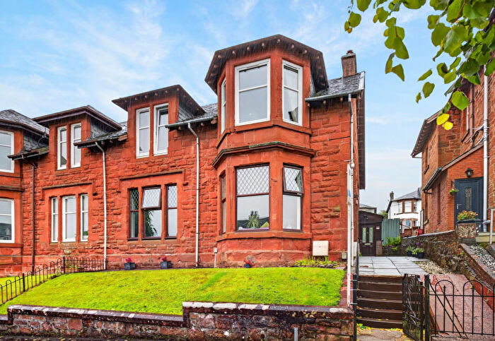 2 Bedroom Flat For Sale In South Street, Greenock, Inverclyde, PA16