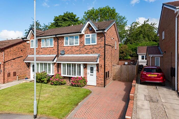 3 Bedroom Semi-Detached House For Sale In Haven Chase, Cookridge, LS16