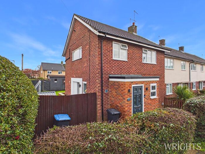 3 Bedroom End Of Terrace House For Sale In The Croft, Welwyn Garden City, AL7