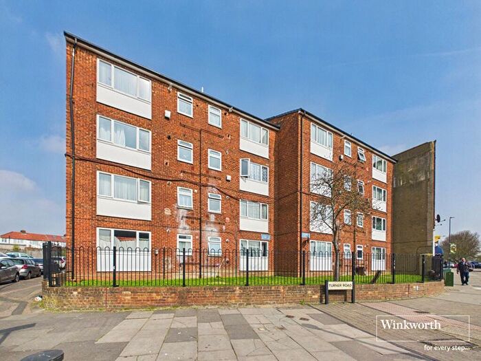 1 Bedroom Apartment To Rent In Essoldo Way, Edgware, Middlesex, HA8