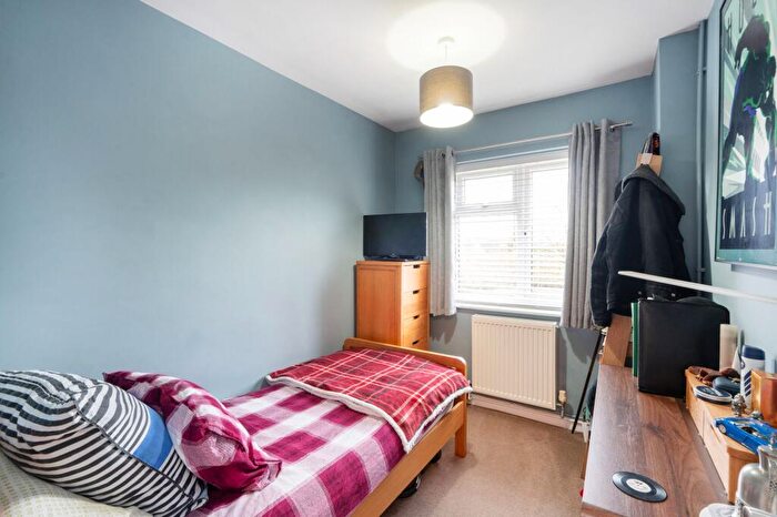 3 Bedroom Detached Bungalow For Sale In Greenfield Crescent, Stonesfield, OX29