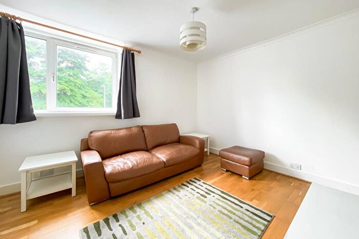 1 Bedroom Flat To Rent In Ferryhill Terrace, Top Floor, AB11