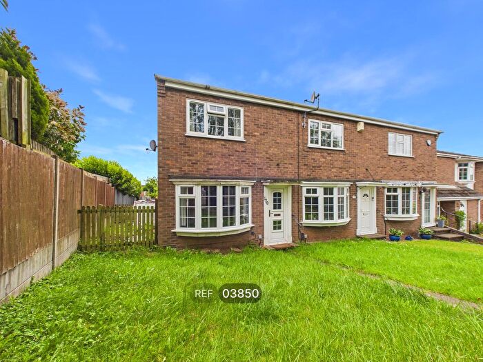 2 Bedroom Town House To Rent In Howbeck Road, Arnold, Nottingham, NG5