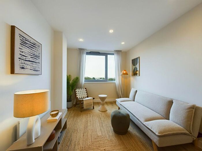 1 Bedroom Flat For Sale In Davigdor Road, Hove, East Sussex, BN3