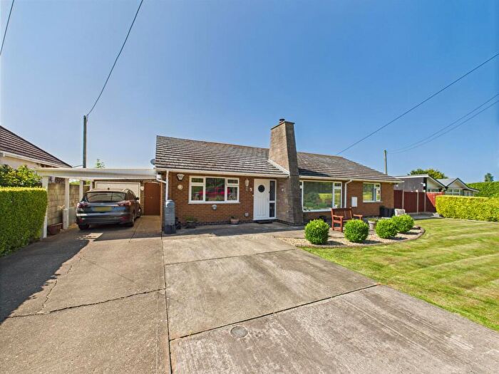 2 Bedroom Detached Bungalow For Sale In Kent Avenue, Theddlethorpe, Mablethorpe, LN12