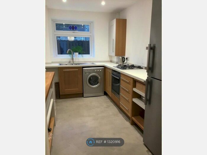 2 Bedroom Terraced House To Rent In Bacup Road, Rossendale BB4