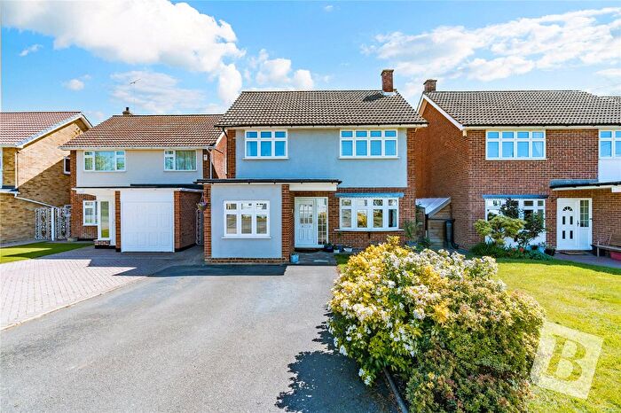 4 Bedroom Detached House For Sale In Plovers Mead, Wyatts Green, Brentwood, Essex, CM15