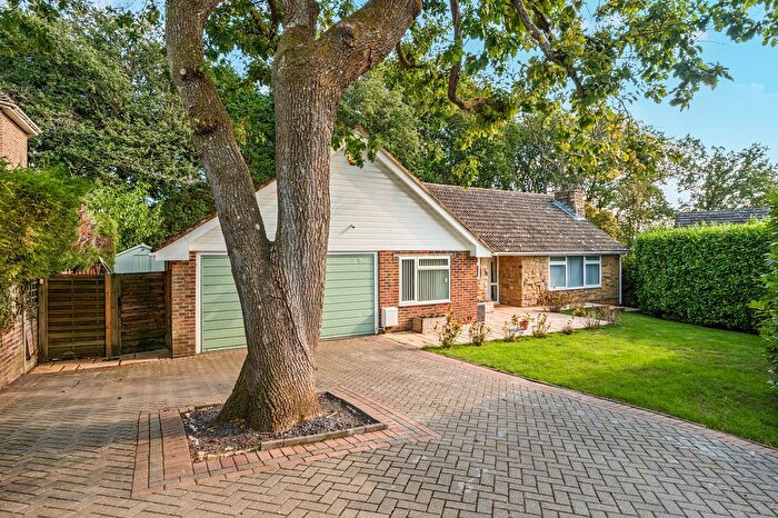 3 Bedroom Detached Bungalow For Sale In Birch Grove, Tadworth, KT20