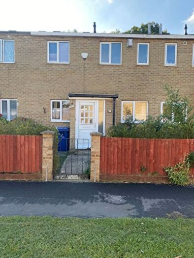 3 Bedroom Terraced House For Sale In Andover Close, Bicester, OX26