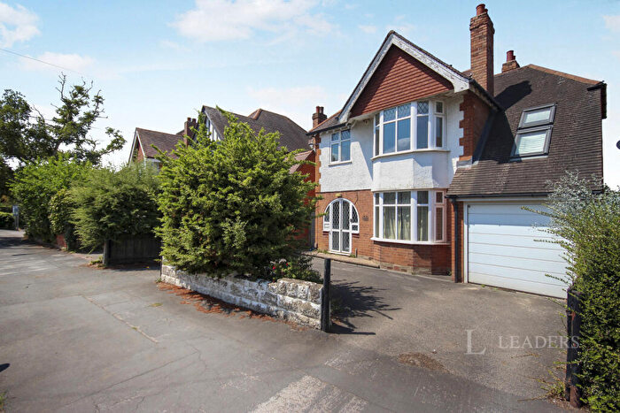 4 Bedroom Detached House To Rent In Cubbington Road, Leamington Spa, Warwickshire, CV32