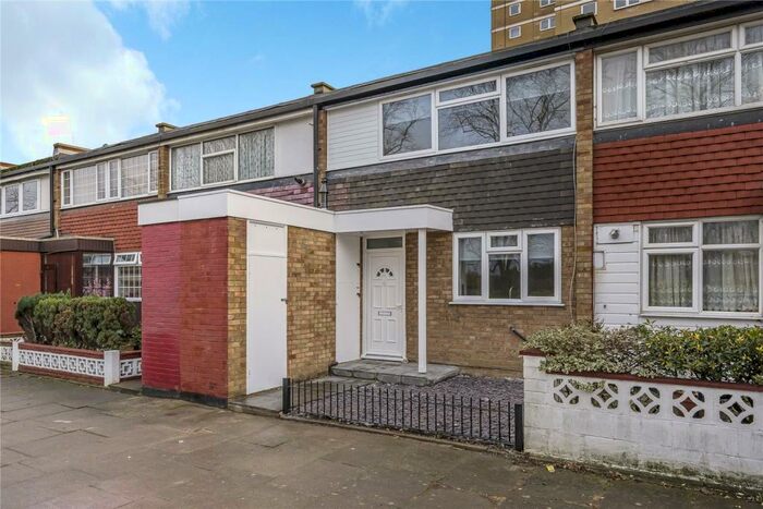 3 Bedroom Terraced House To Rent In White Hart Lane, Wood Green, London, N22