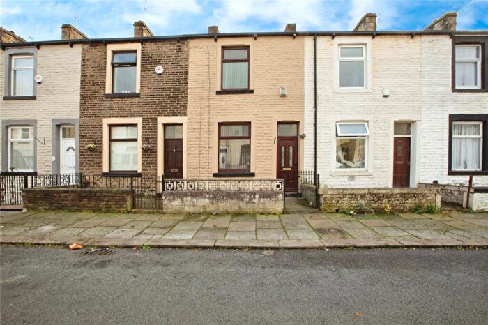 3 Bedroom Terraced House For Sale In Brockenhurst Street, Burnley, Lancashire, BB10