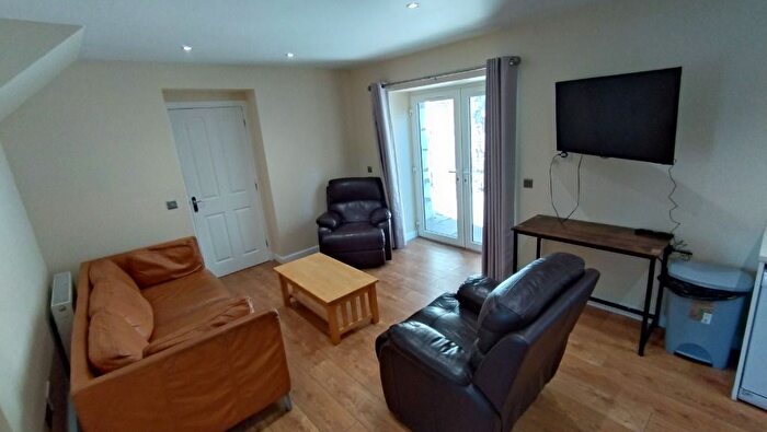 2 Bedroom Flat To Rent In Wellington Street, Footdee, Aberdeen, AB11