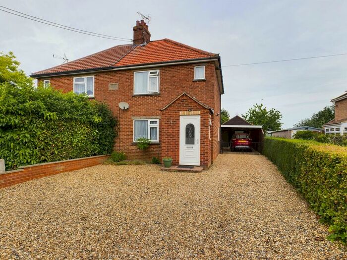 3 Bedroom Semi-Detached House For Sale In Main Road, Crimplesham, King's Lynn, PE33