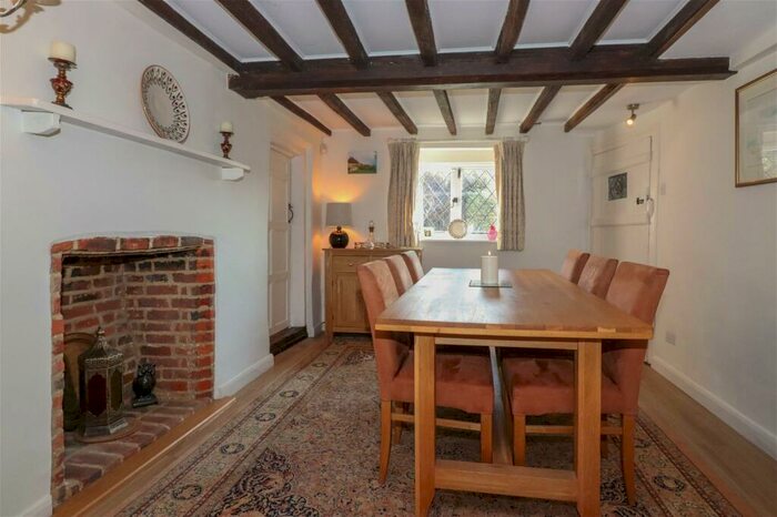 3 Bedroom Cottage For Sale In Lower Baybridge Lane, Baybridge, Owslebury, Winchester, SO21