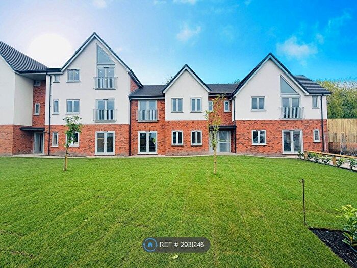 2 Bedroom Flat To Rent In Pye Bridge Close, Liverpool, L31