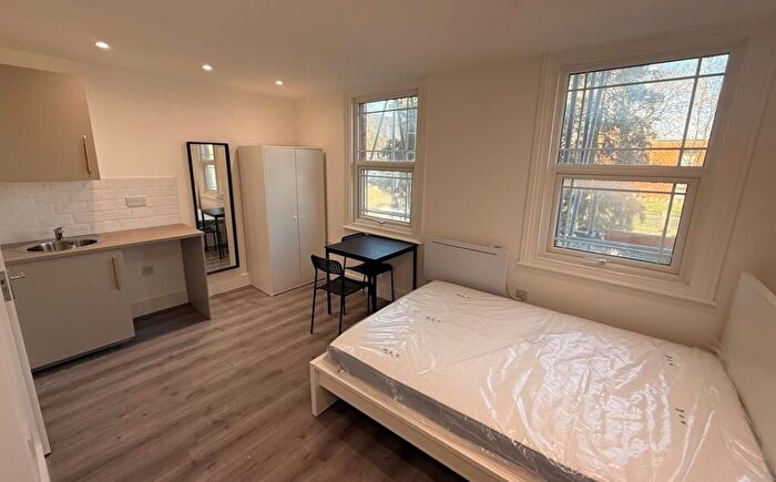 Studio To Rent In Kings Road, Reading, RG1